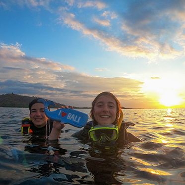 Teens diving on Broadreach scuba program Bali