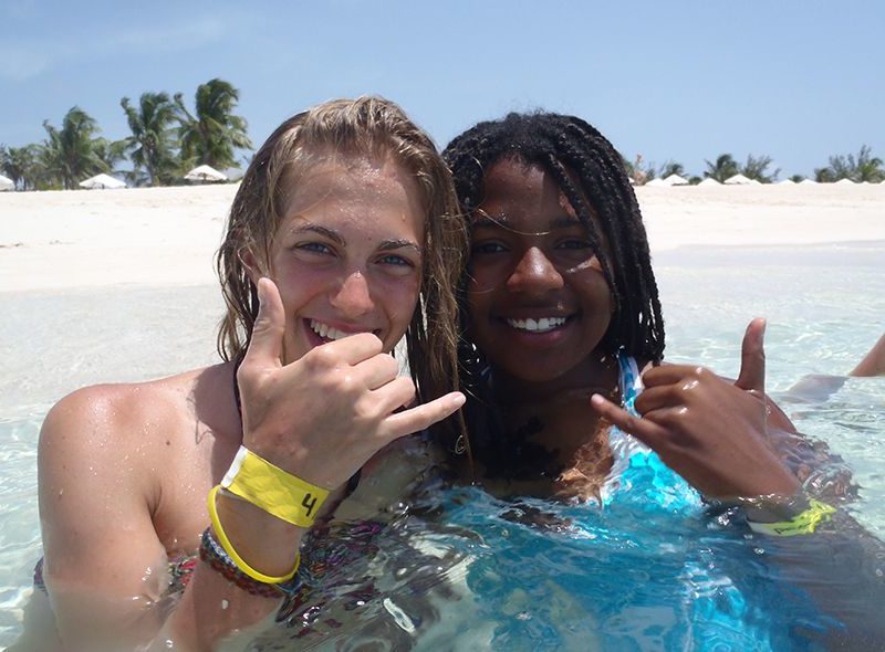 Teens swimming in Caribbean ocean on Broadreach underwater discoveries