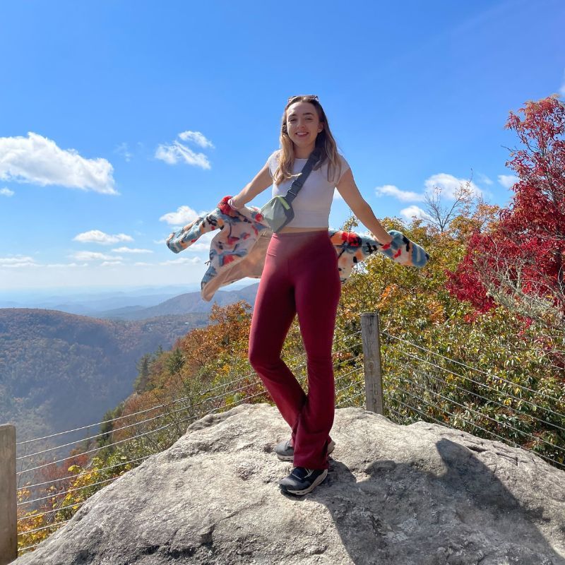 Meet the Broadreach Summer Abroad Program Staff