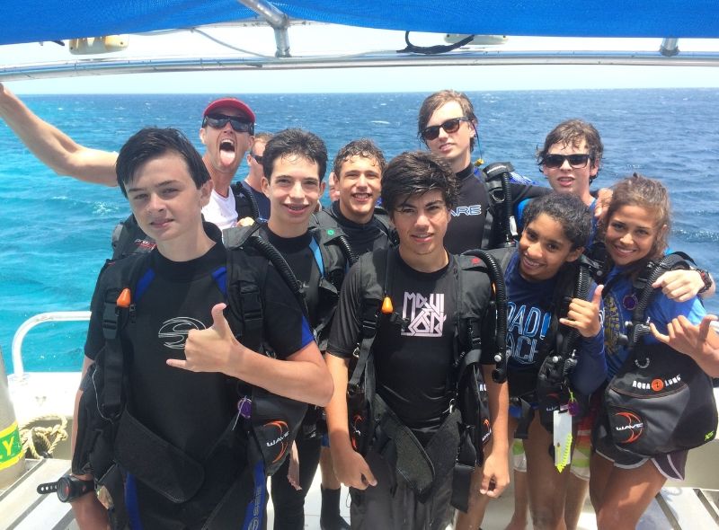 Middle school students on introductory scuba program in Boanire