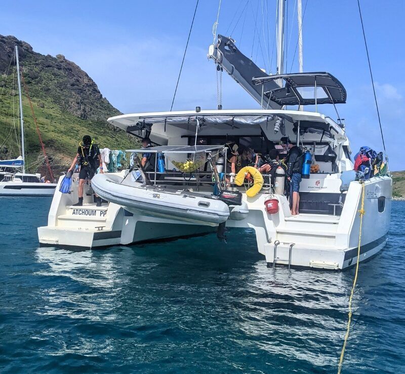 Broadreach catamaran in Caribbean with scuba gear